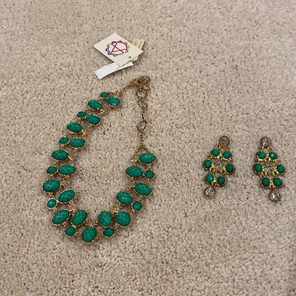 Amrita Singh revers. turquoise&coral necklace w/ turquoise chandelier earrings